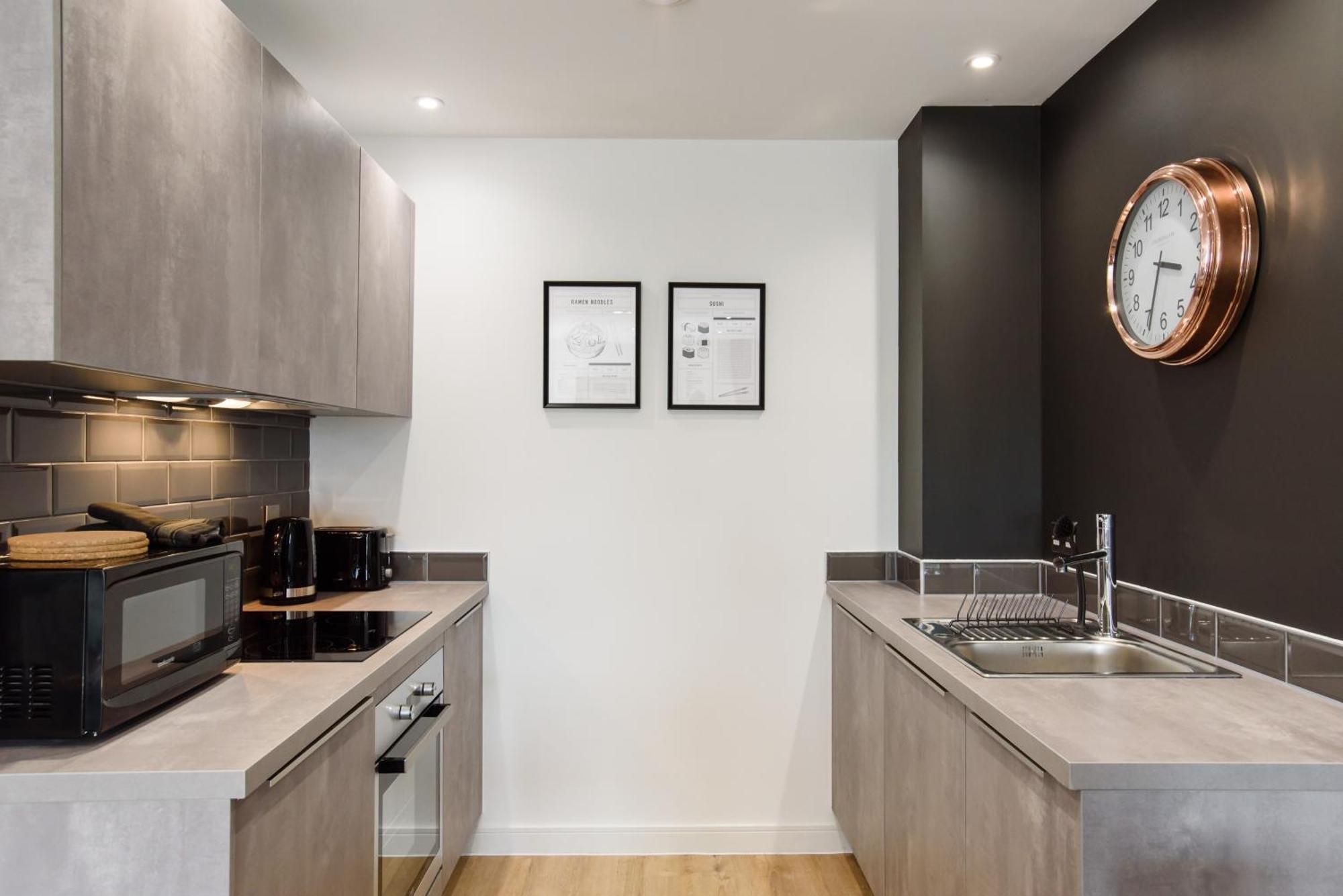 Apartments In คาร์ดิฟฟ์ ภายนอก รูปภาพ